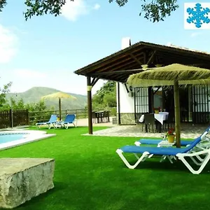  Holiday home El Chaparro Spain